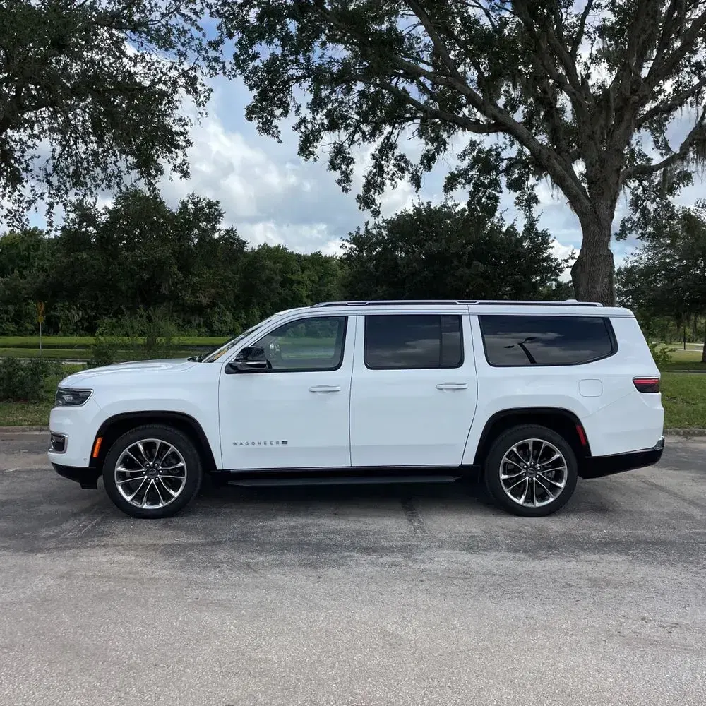 2023 Jeep Wagoneer L Series II