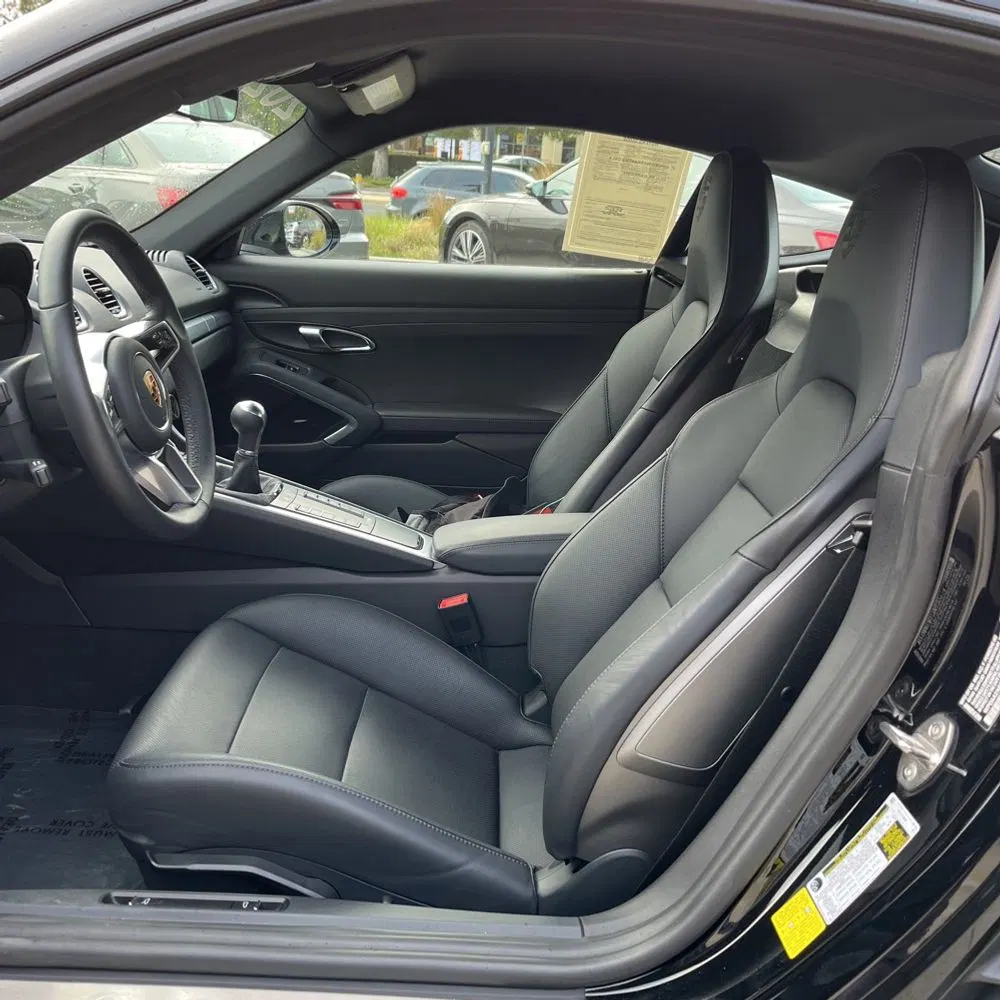 2024 Porsche 718 Cayman Base