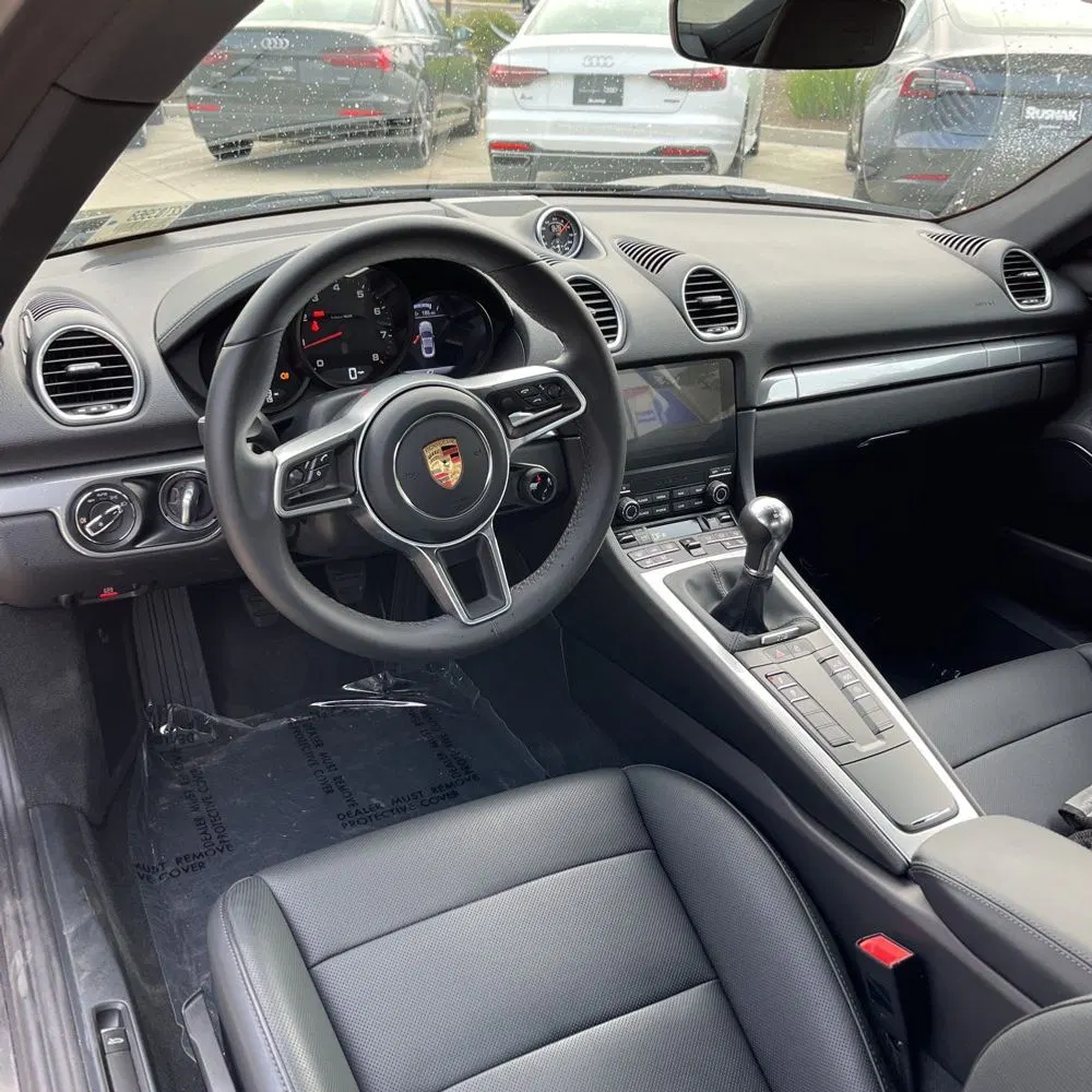 2024 Porsche 718 Cayman Base