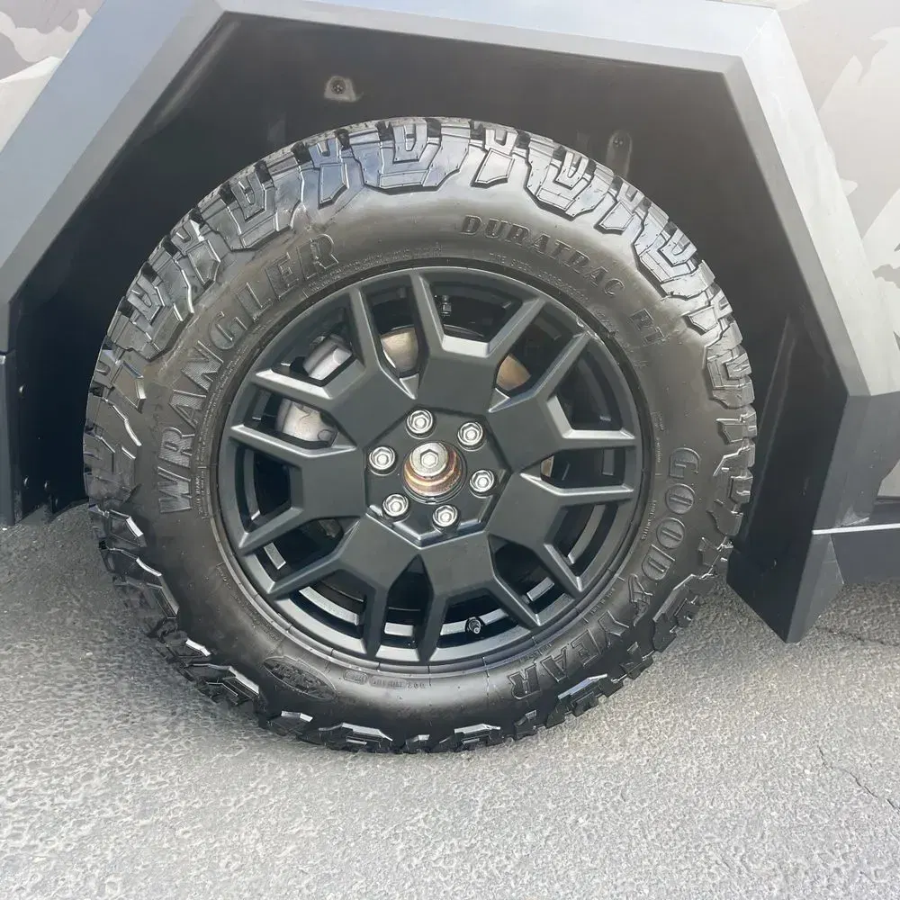 2024 Tesla Cybertruck Base