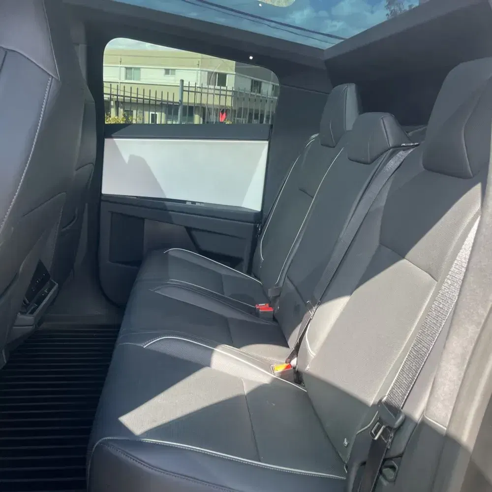 2024 Tesla Cybertruck Base