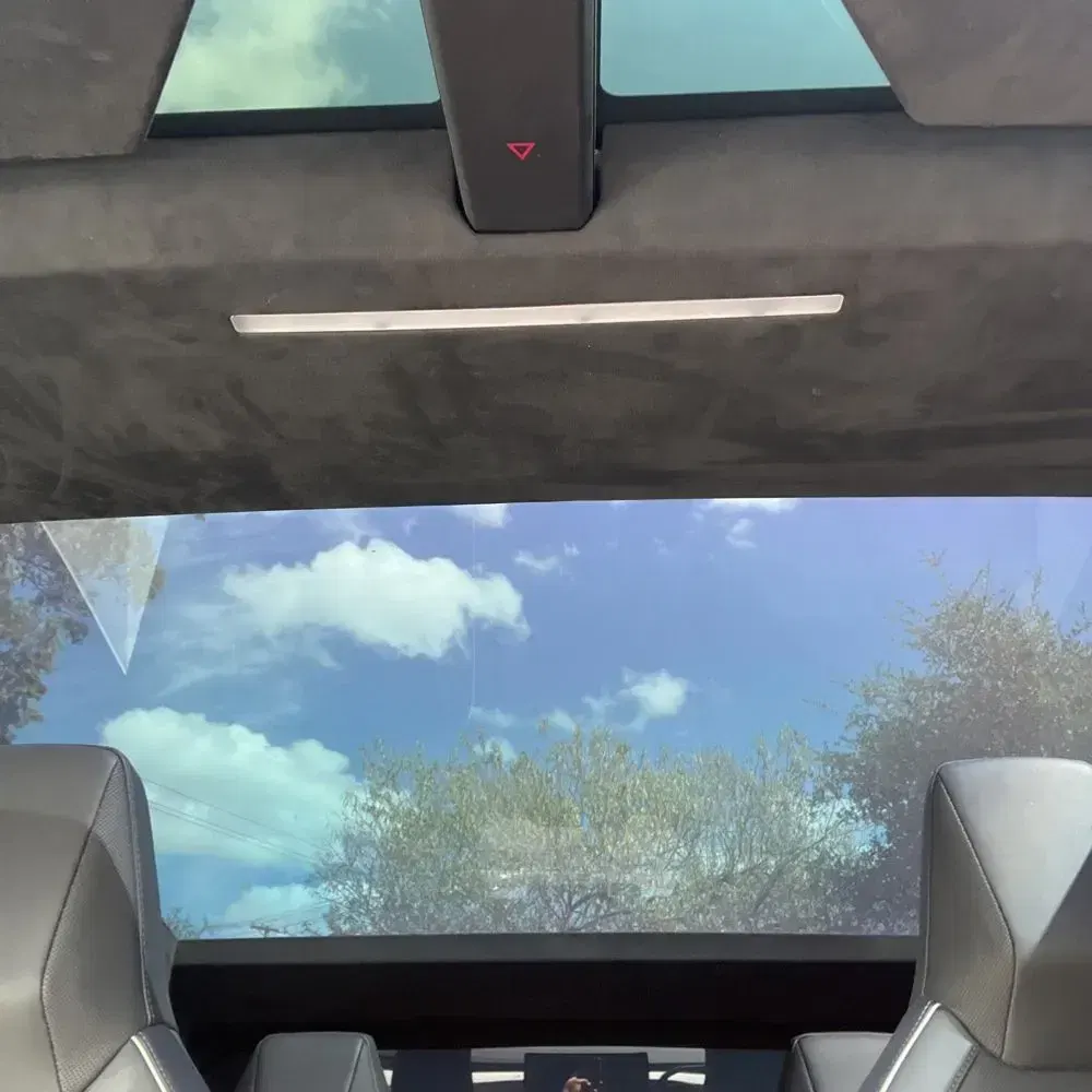 2024 Tesla Cybertruck Base