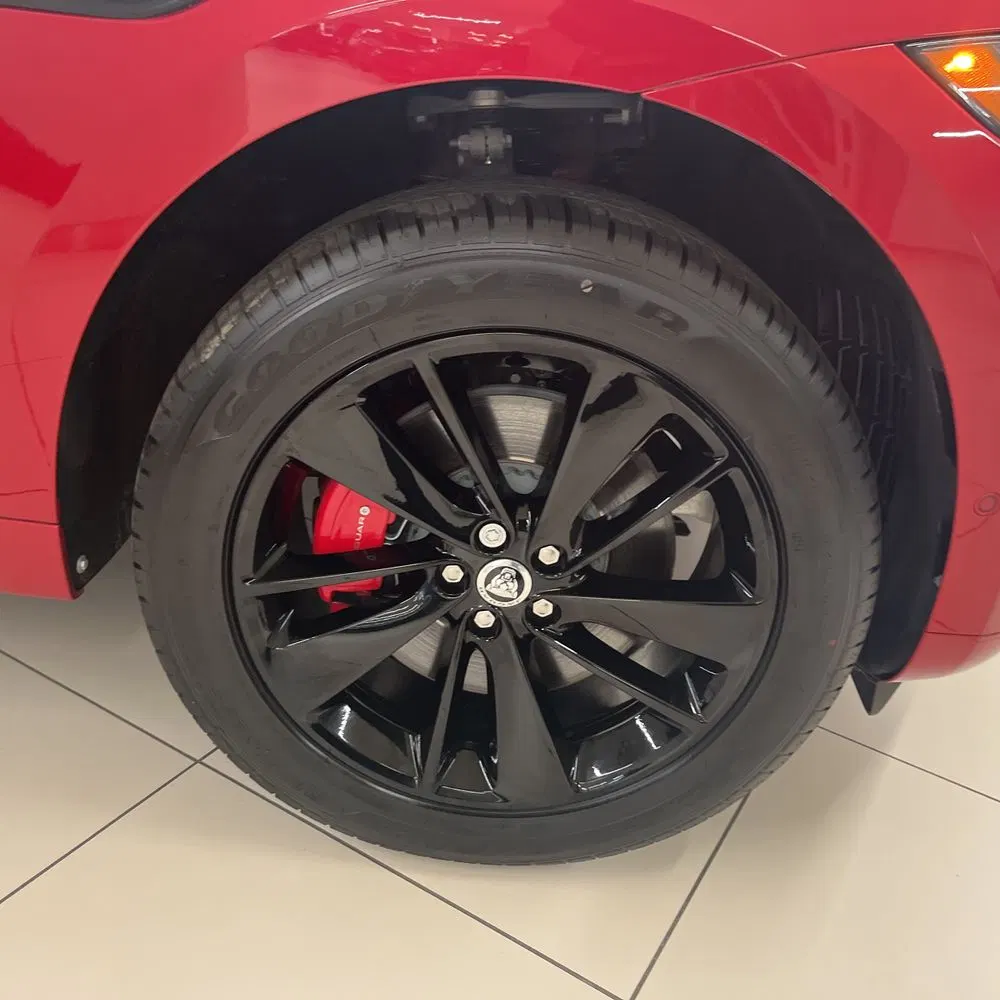 2026 Jaguar F-PACE P400 R-Dynamic S