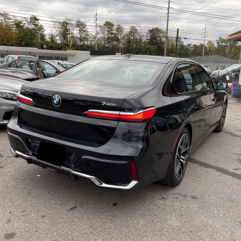 2025 BMW 7-Series 740i xDrive