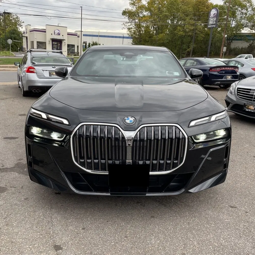 2025 BMW 7-Series 740i xDrive
