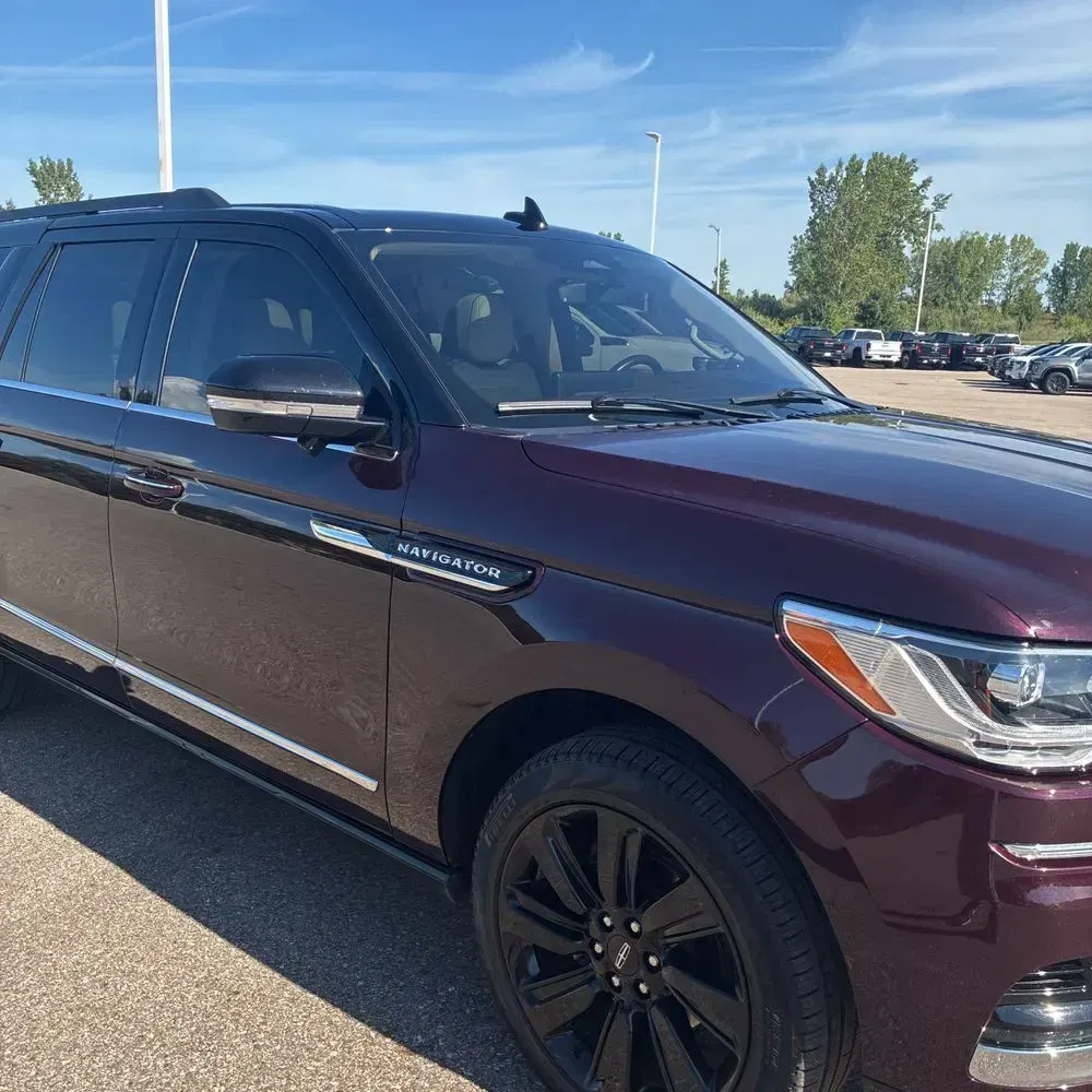 2024 Lincoln Navigator L Black Label