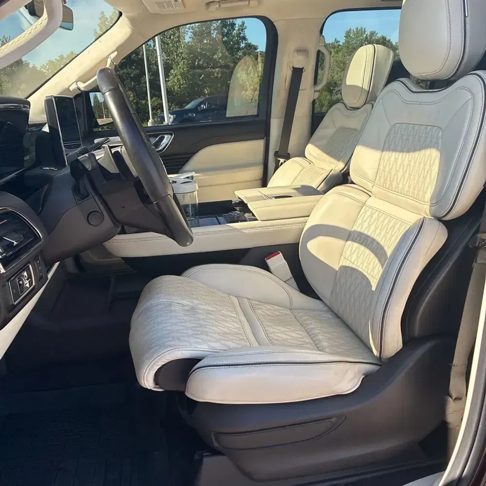 2024 Lincoln Navigator L Black Label