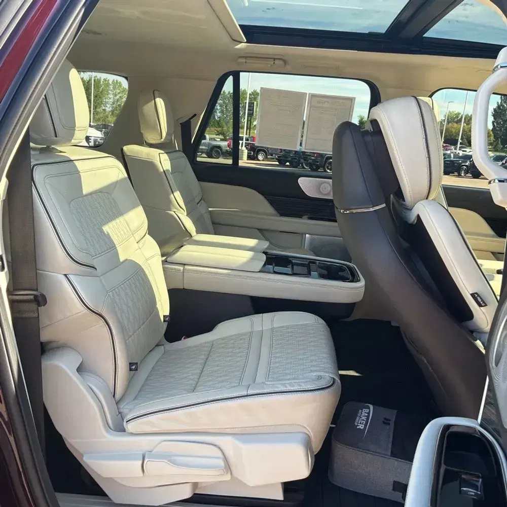 2024 Lincoln Navigator L Black Label