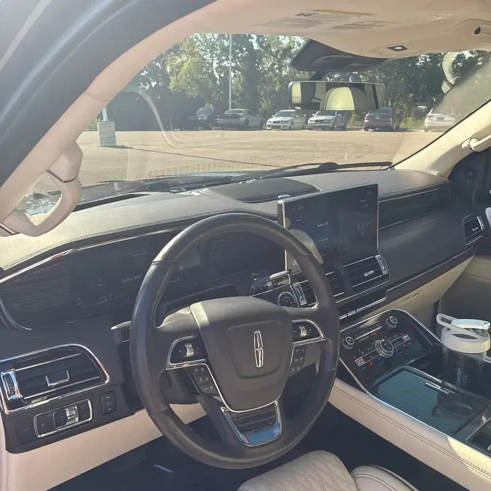 2024 Lincoln Navigator L Black Label