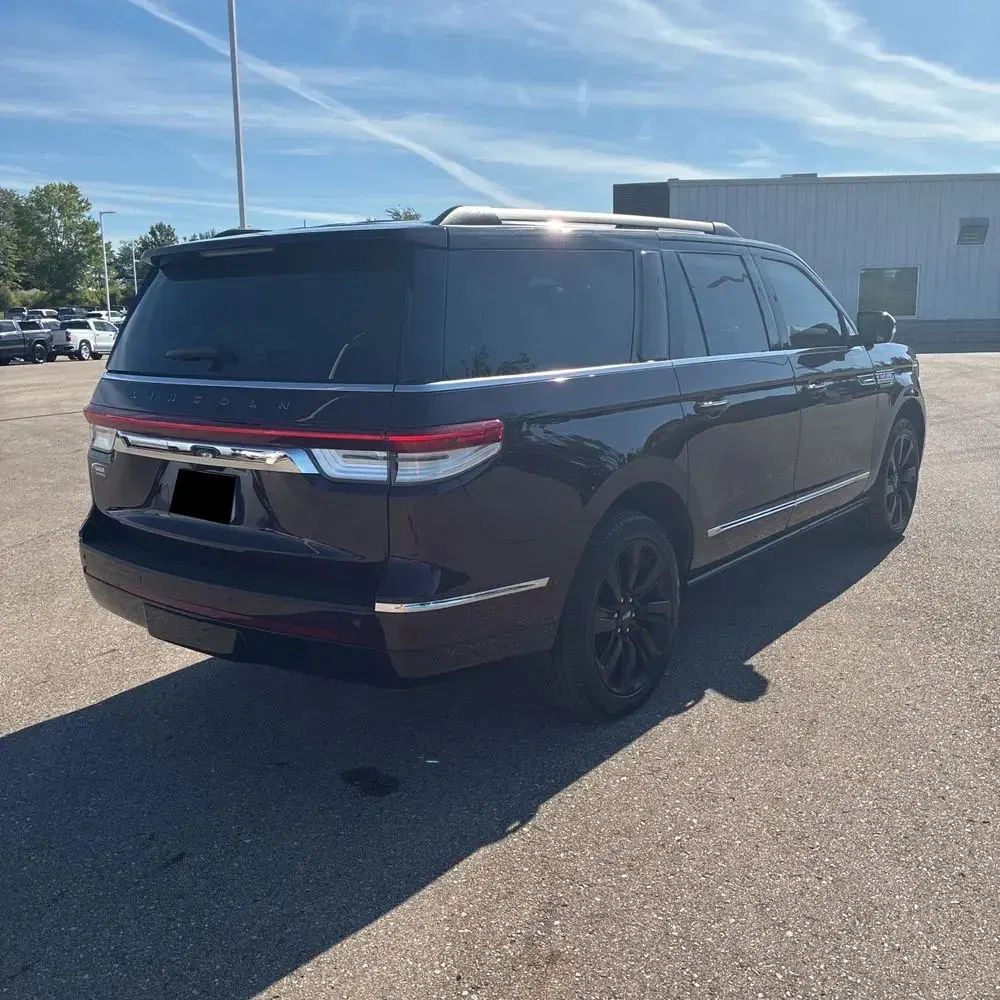 2024 Lincoln Navigator L Black Label