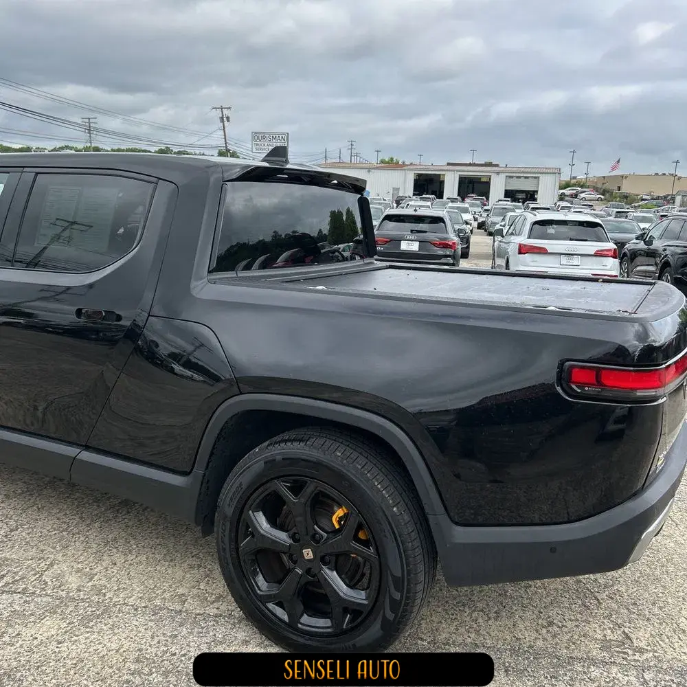 2022 Rivian R1T Adventure