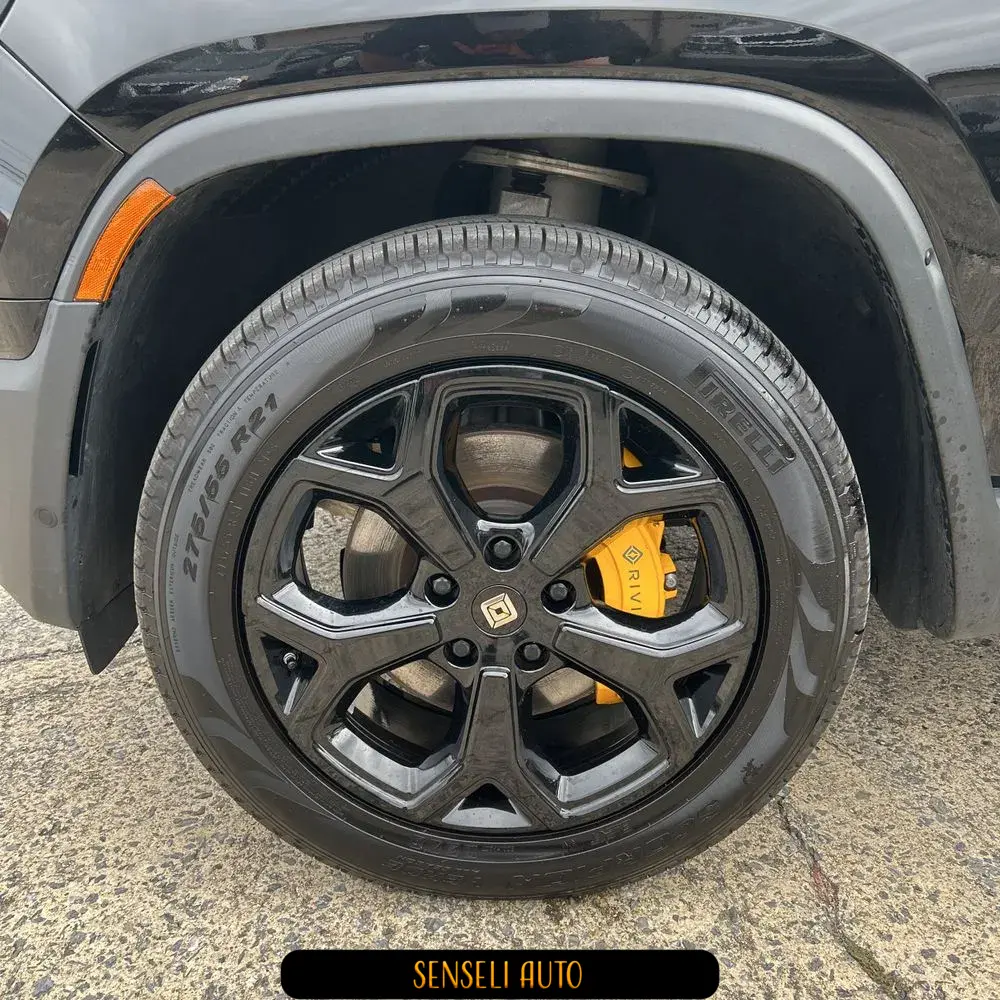 2022 Rivian R1T Adventure