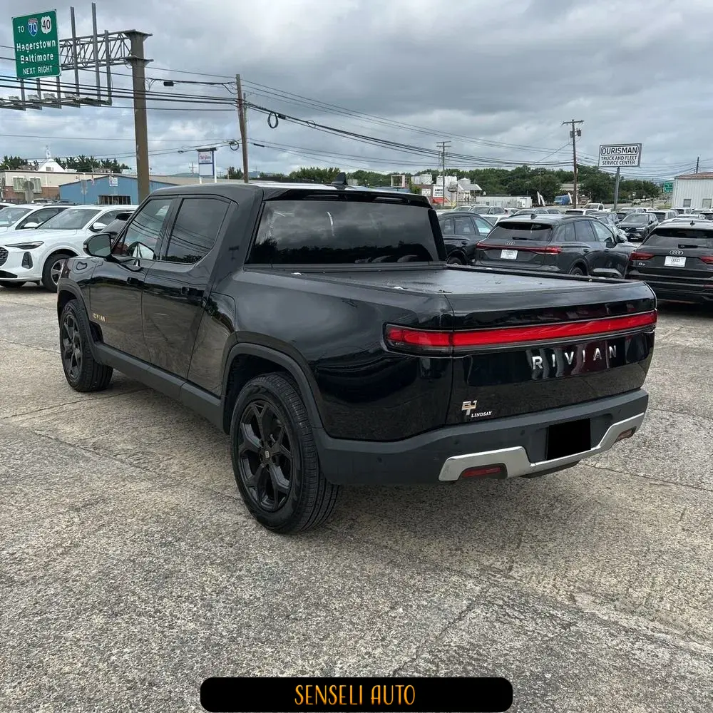 2022 Rivian R1T Adventure
