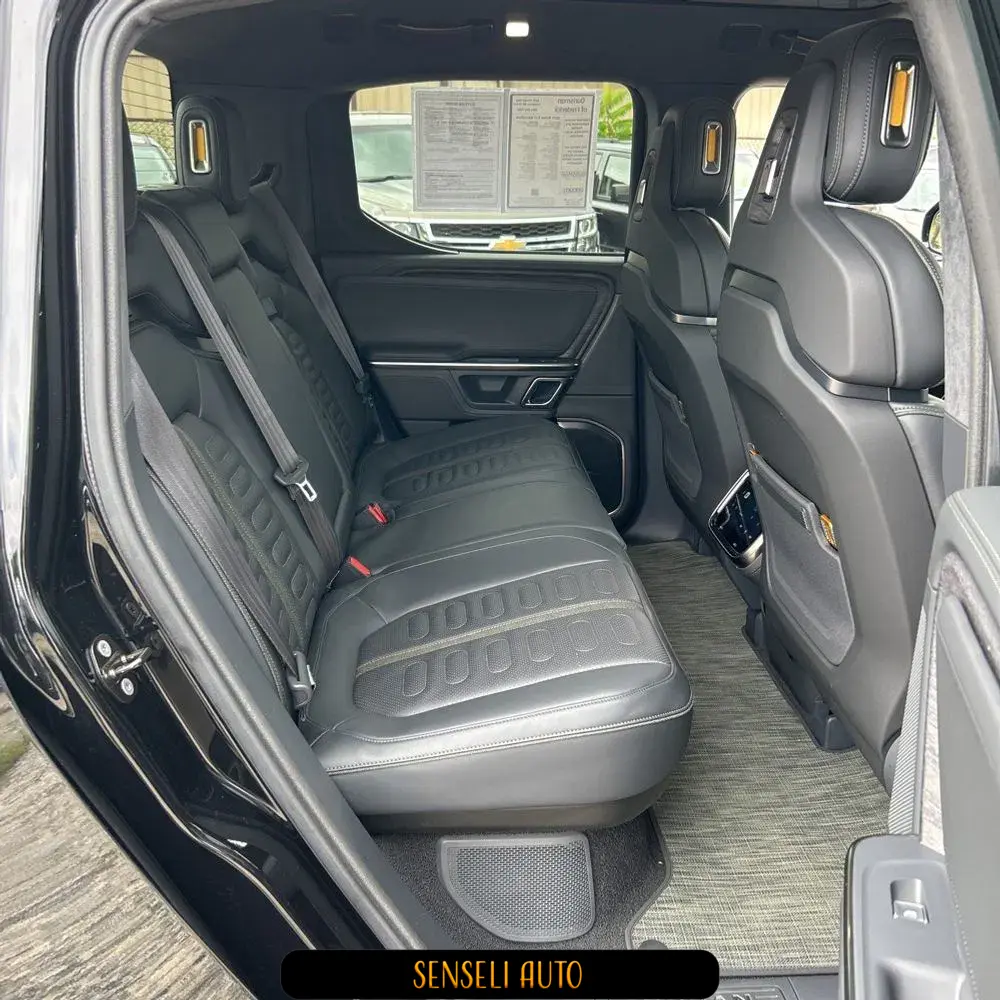 2022 Rivian R1T Adventure