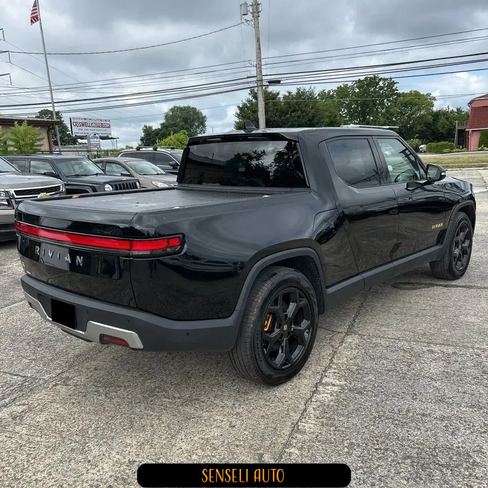 2022 Rivian R1T Adventure