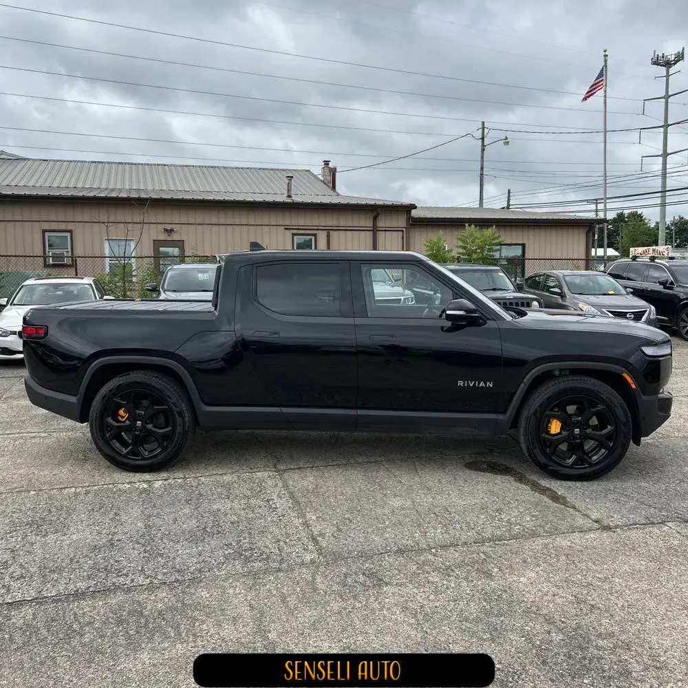 2022 Rivian R1T Adventure