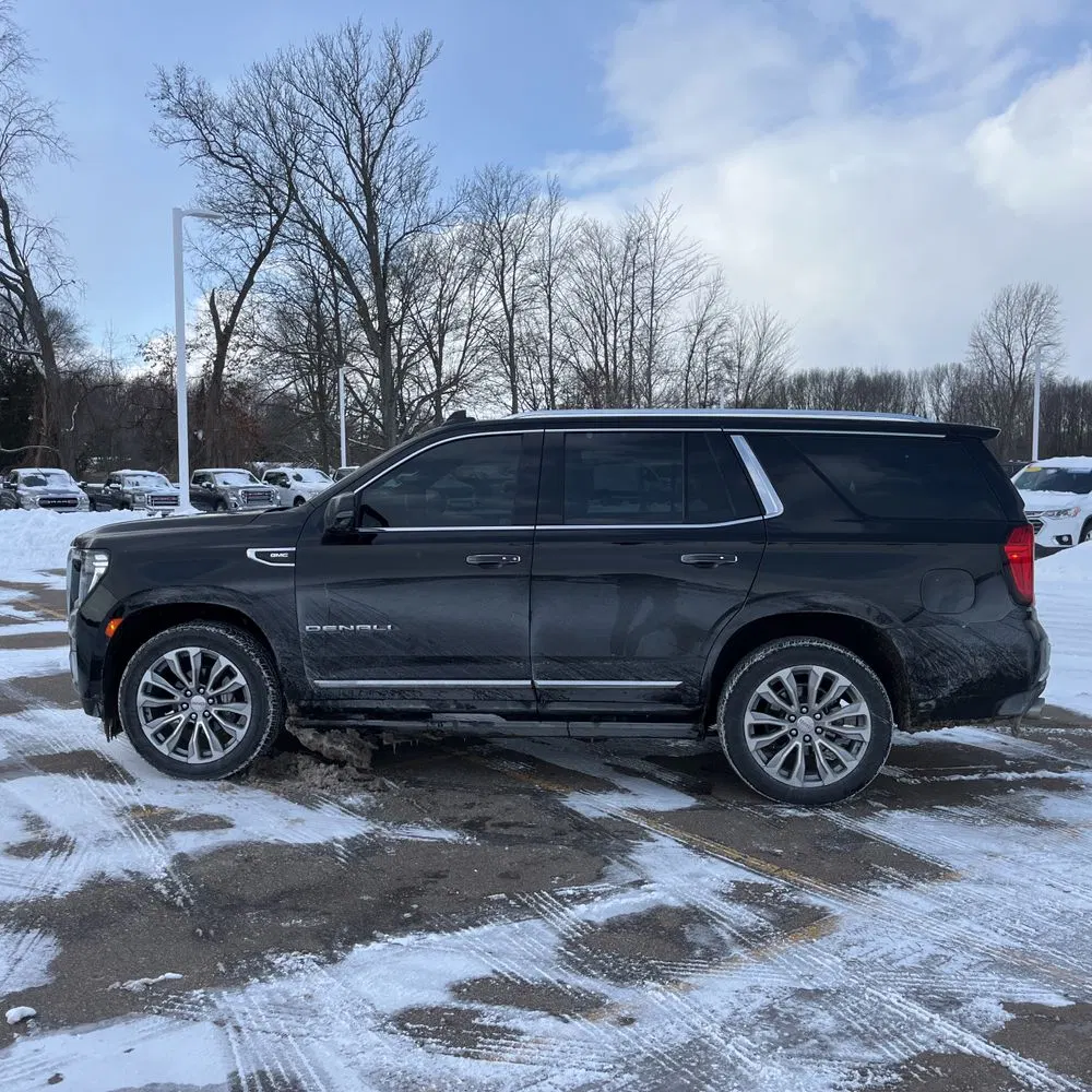 2023 GMC Yukon Denali