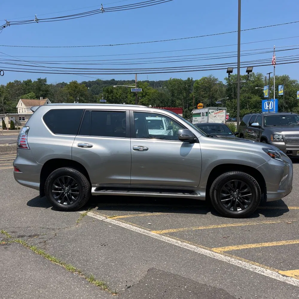 2023 Lexus GX 460 Base