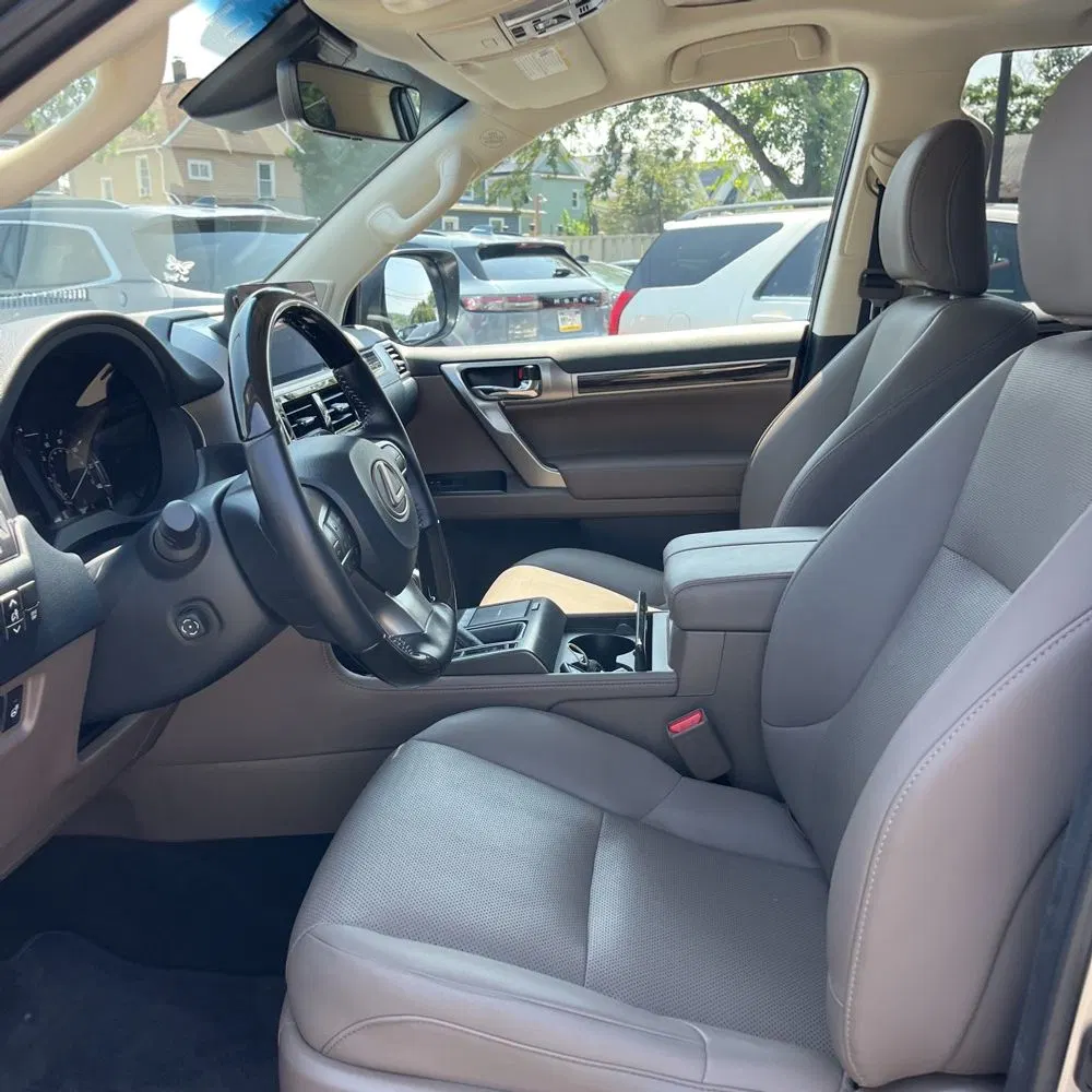 2023 Lexus GX 460 Base