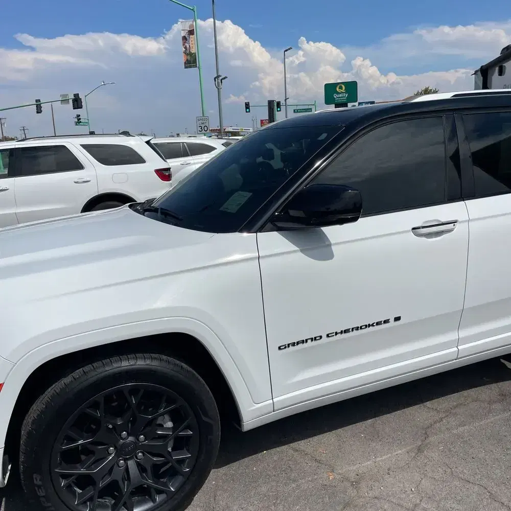 2023 Jeep Grand Cherokee L Summit