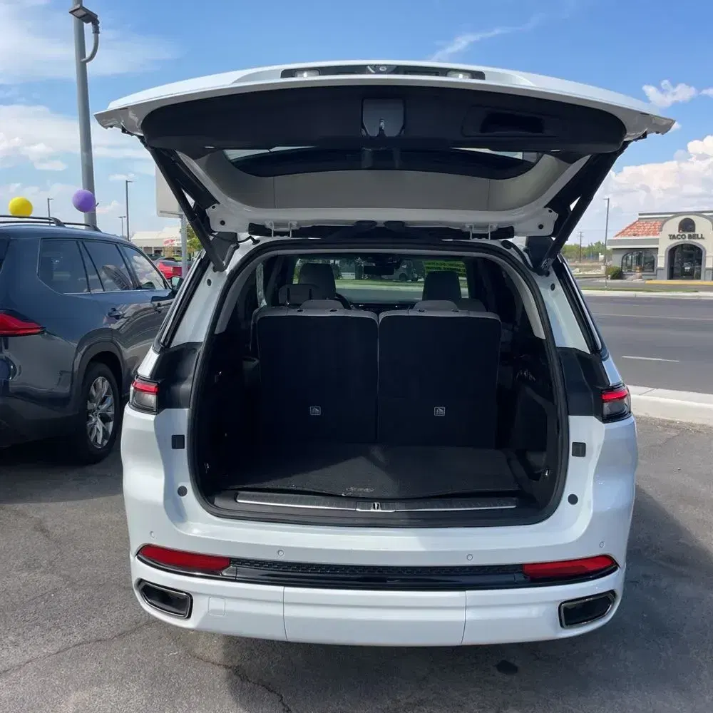 2023 Jeep Grand Cherokee L Summit