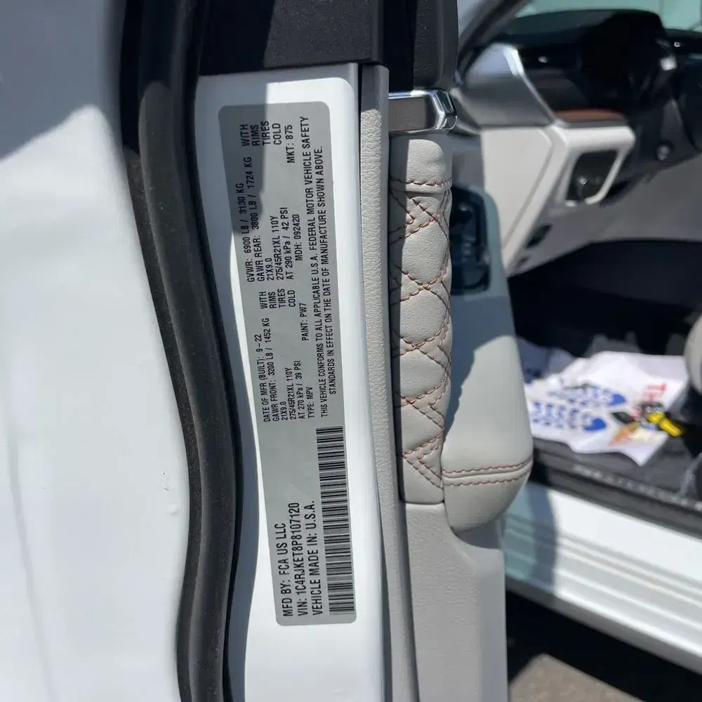 2023 Jeep Grand Cherokee L Summit