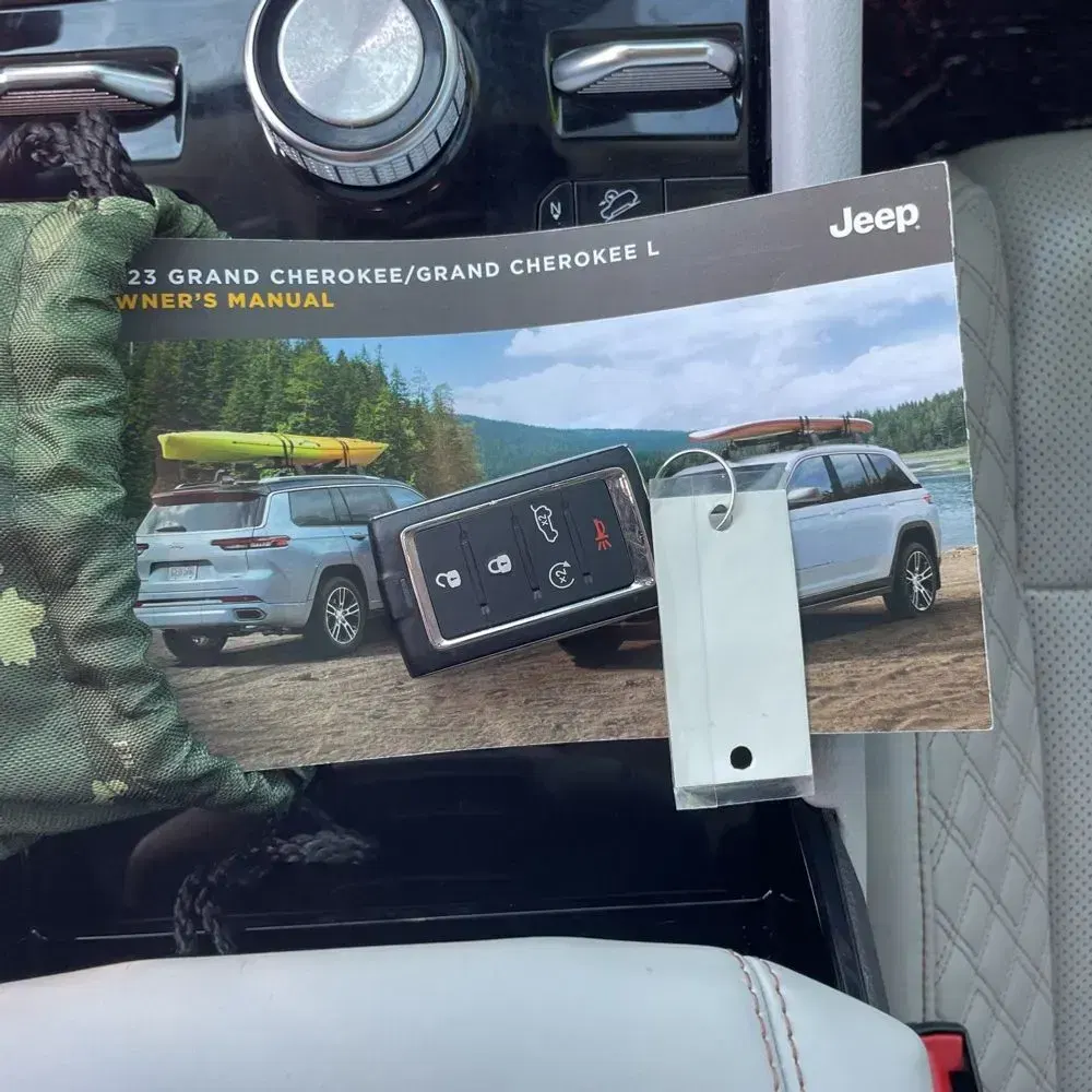2023 Jeep Grand Cherokee L Summit