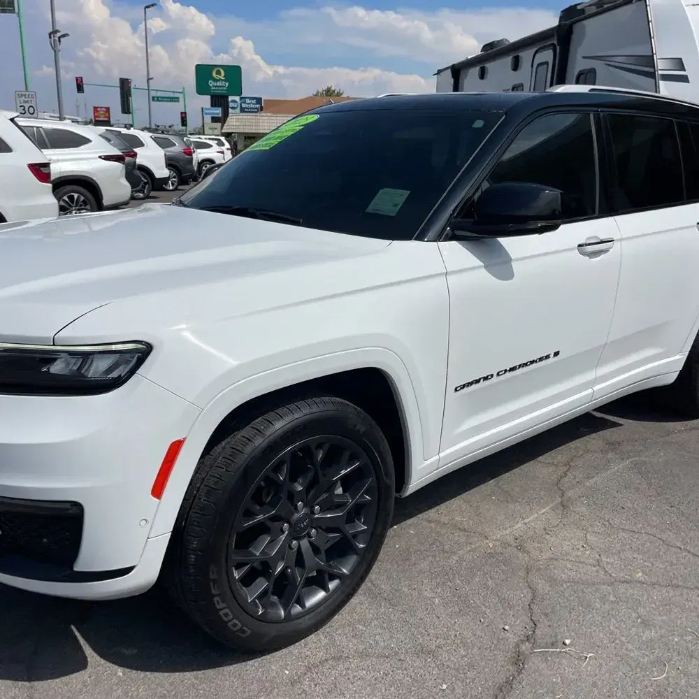 2023 Jeep Grand Cherokee L Summit