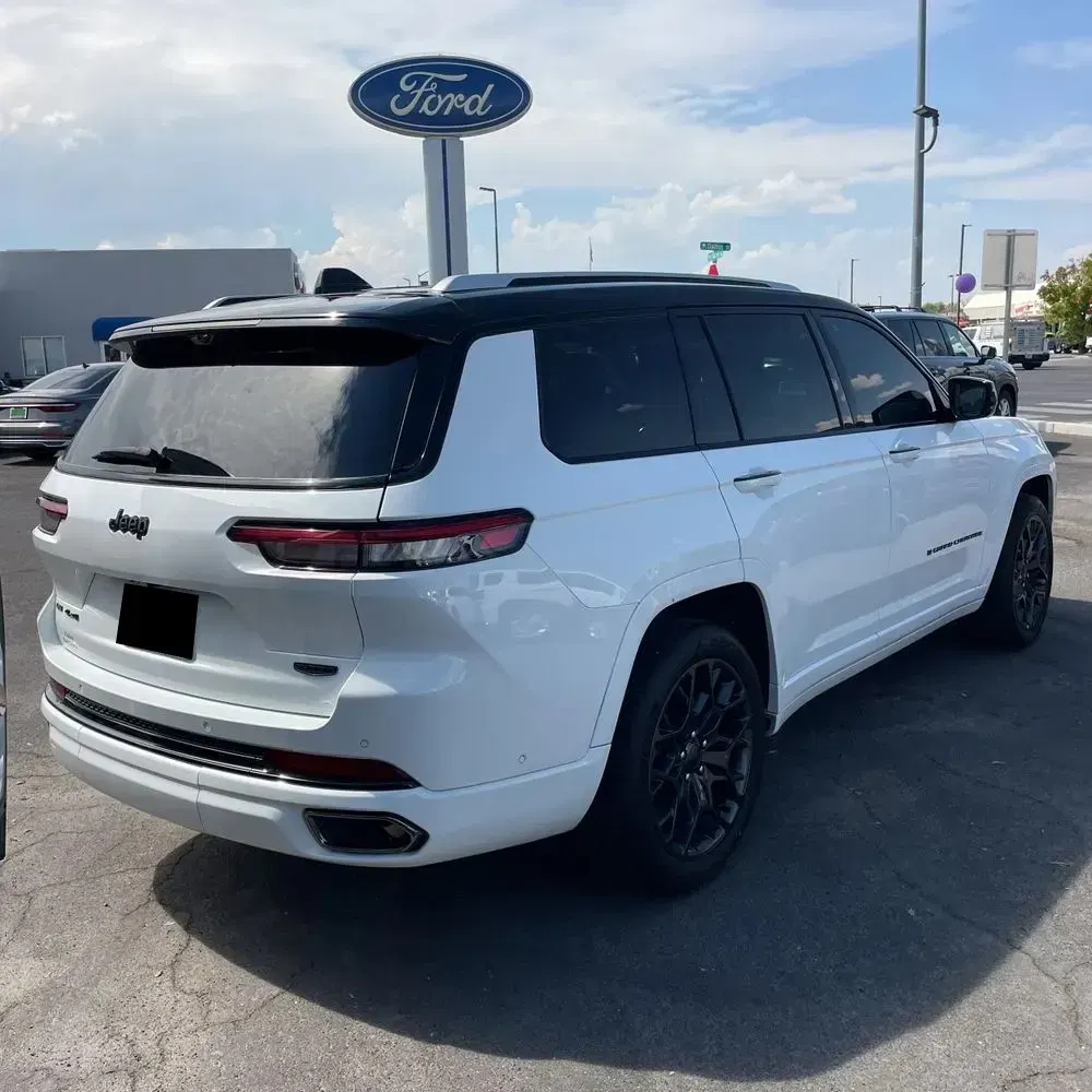 2023 Jeep Grand Cherokee L Summit