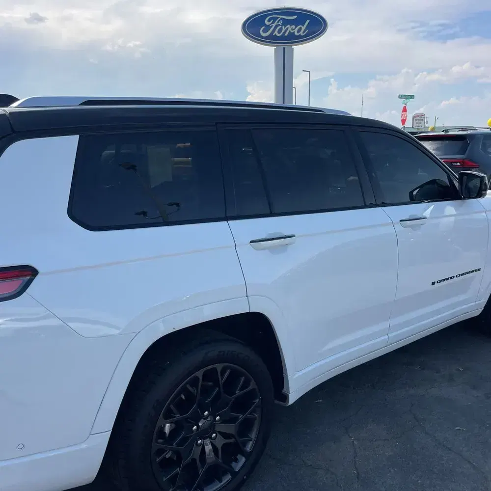 2023 Jeep Grand Cherokee L Summit