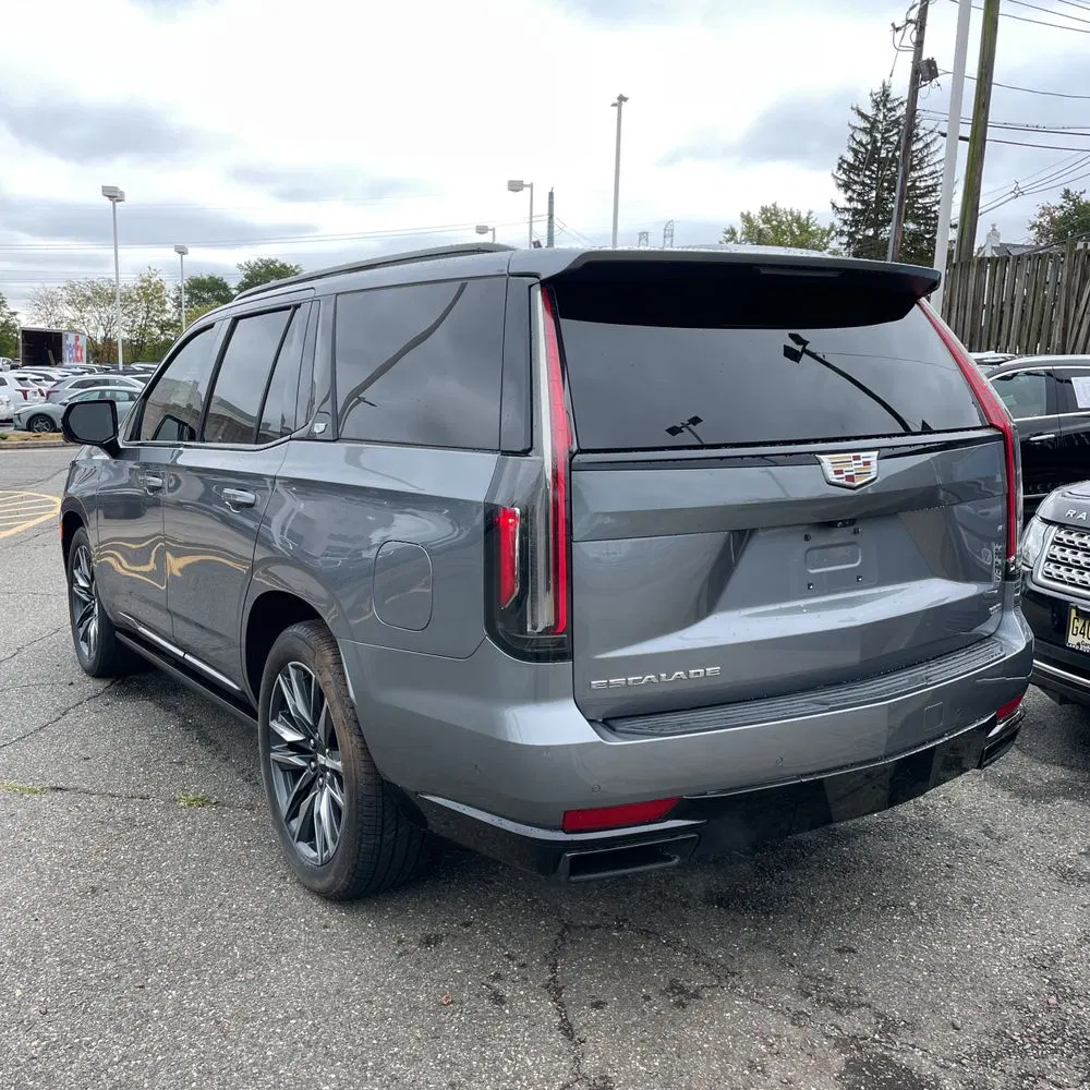 2022 Cadillac Escalade Sport Platinum