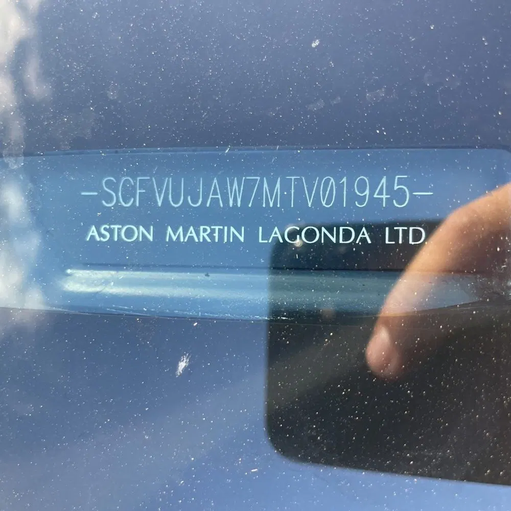 2021 Aston Martin DBX Base