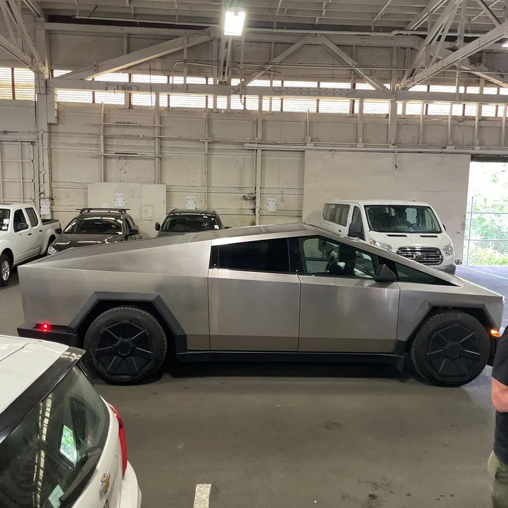 2024 Tesla Cybertruck Base
