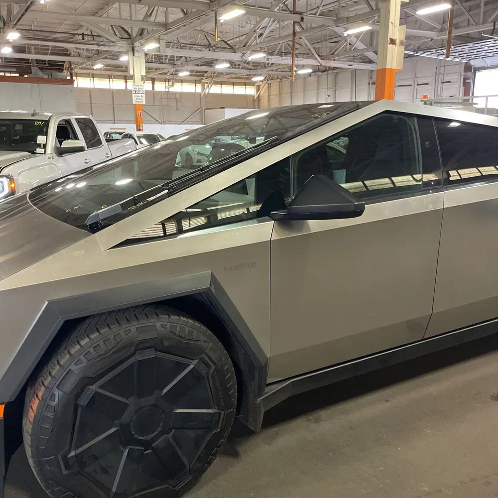 2024 Tesla Cybertruck Base