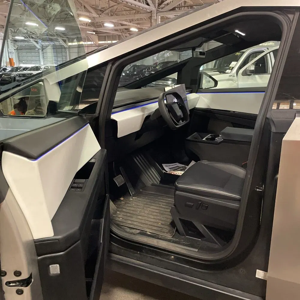 2024 Tesla Cybertruck Base