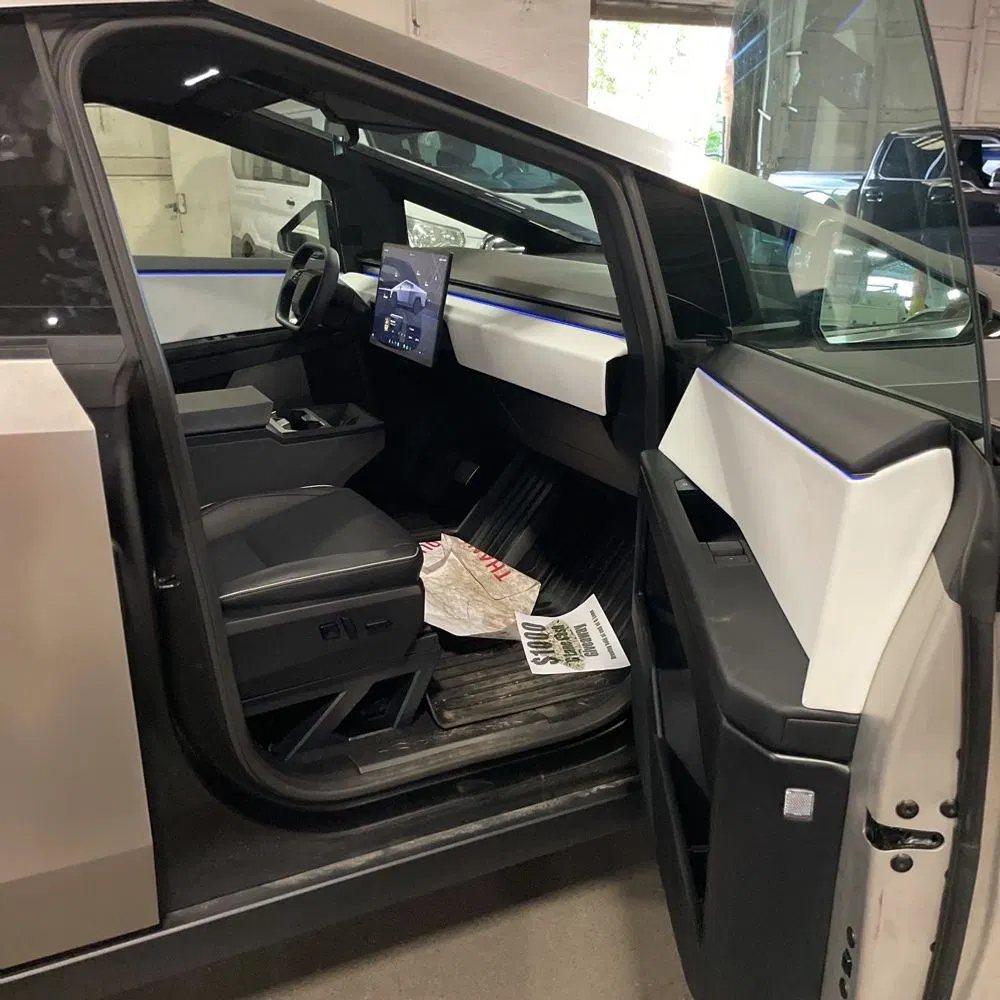 2024 Tesla Cybertruck Base