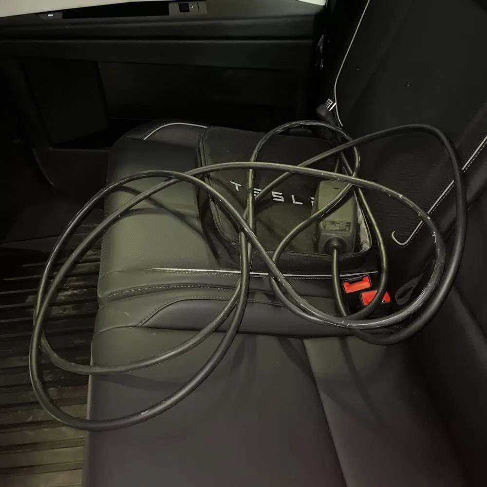 2024 Tesla Cybertruck Base