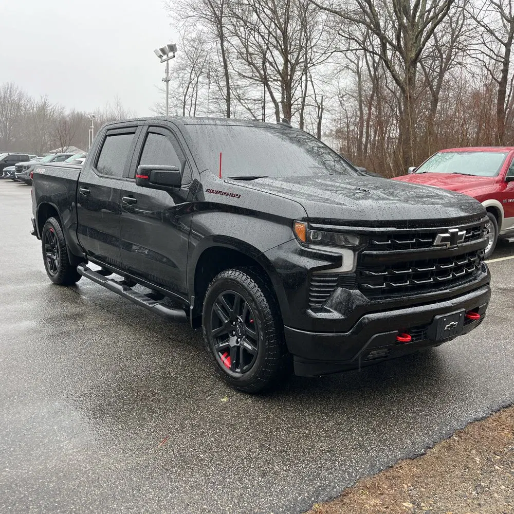 2024 Chevrolet Silverado 1500 RST