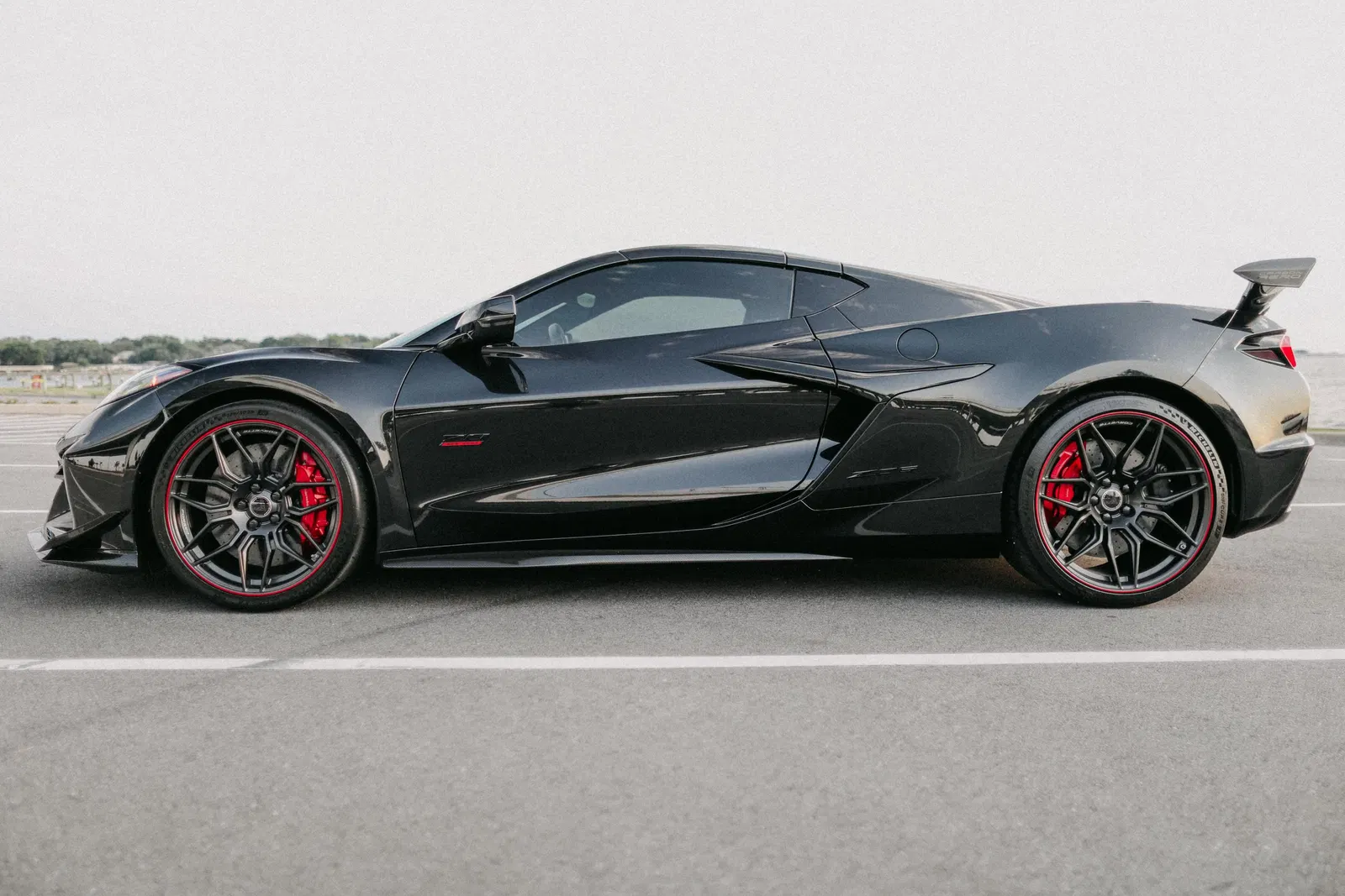 2023 Chevrolet Corvette Z06 Coupe 70th Anniversary Edition - ~600 Miles, LT6 V8, Visible Carbon Fiber Aero Package, 1 of 1 Specification