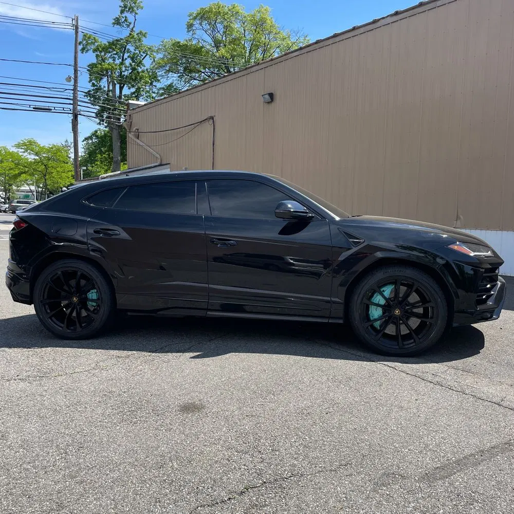 2020 Lamborghini Urus Base