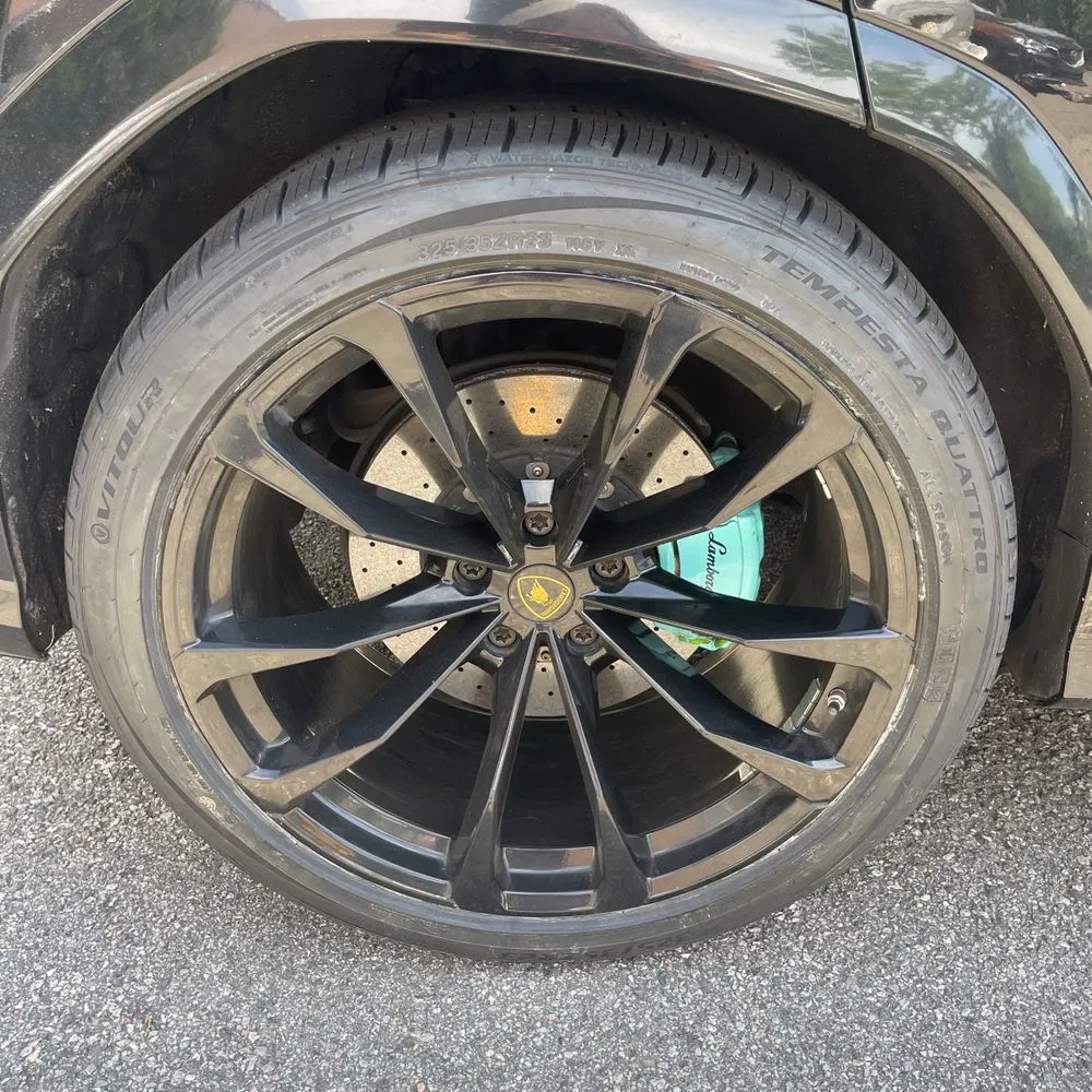 2020 Lamborghini Urus Base