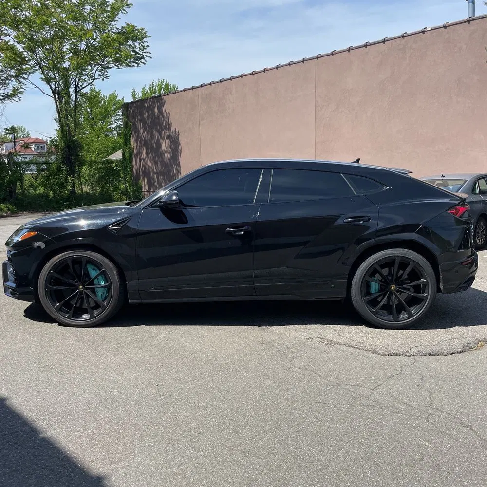 2020 Lamborghini Urus Base