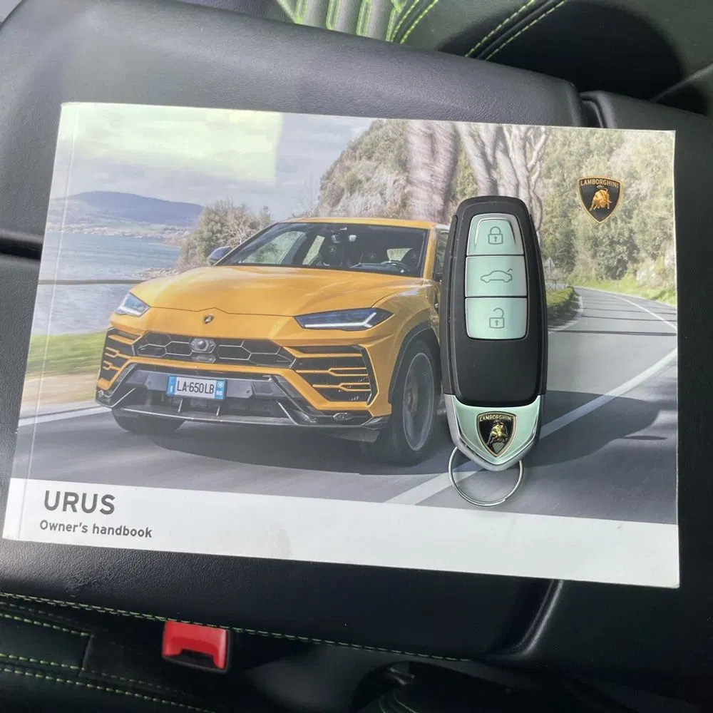 2020 Lamborghini Urus Base