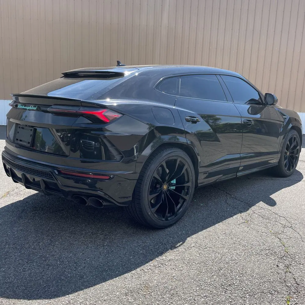 2020 Lamborghini Urus Base