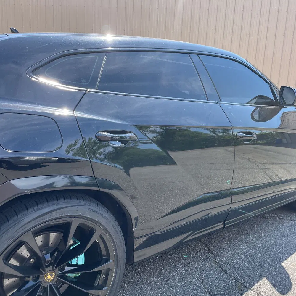 2020 Lamborghini Urus Base