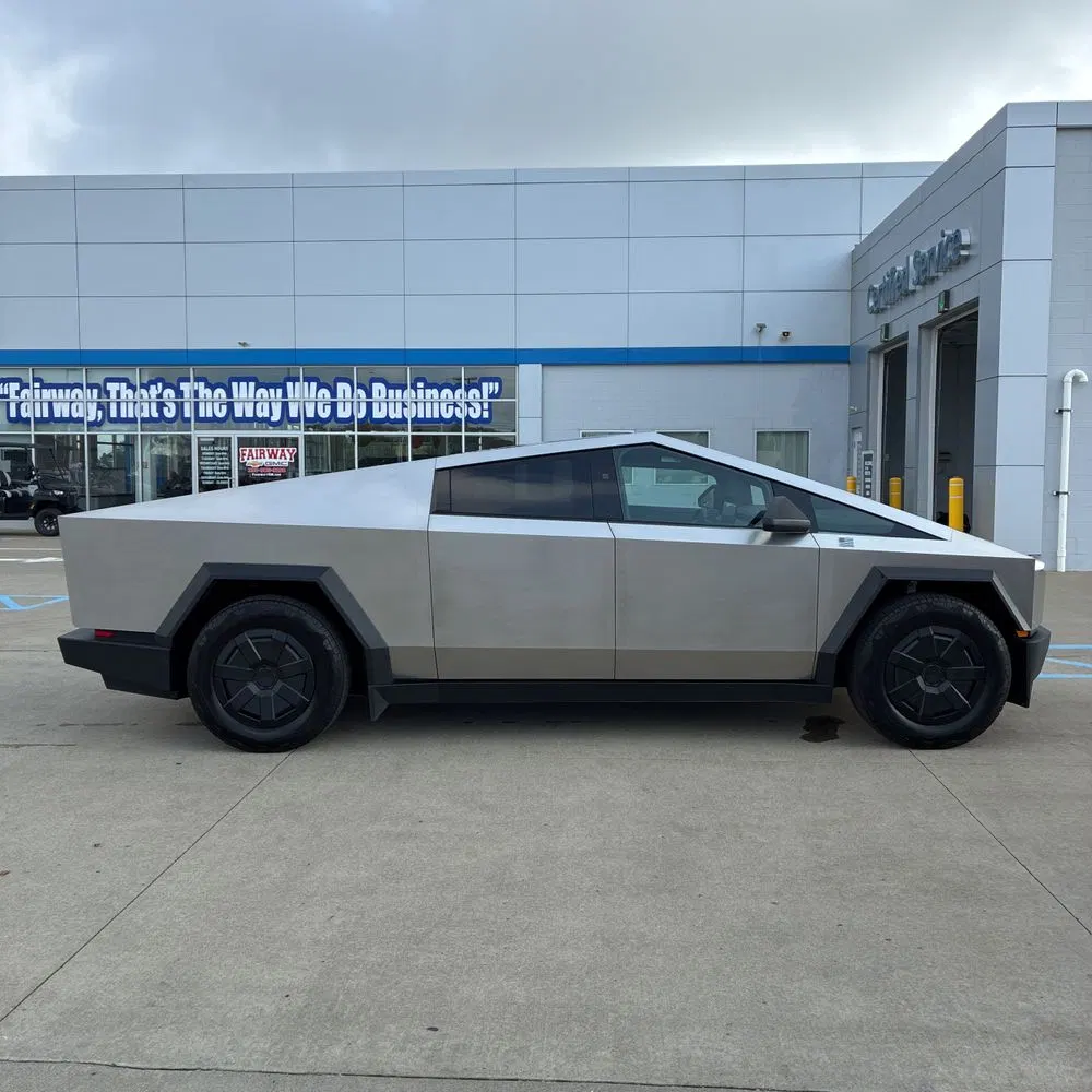 2024 Tesla Cybertruck CyberBeast