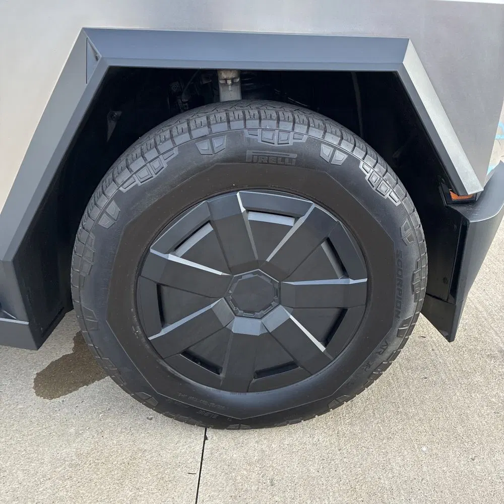 2024 Tesla Cybertruck CyberBeast