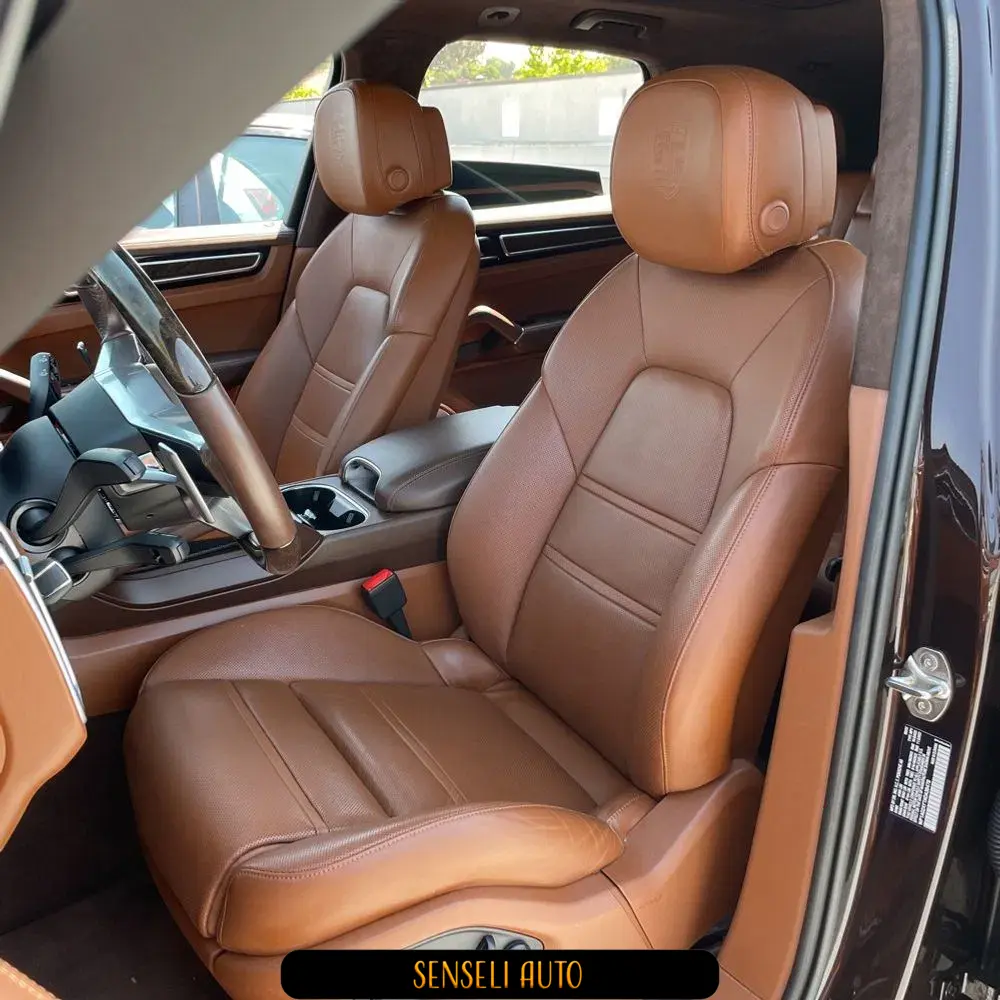 2022 Porsche Cayenne GTS