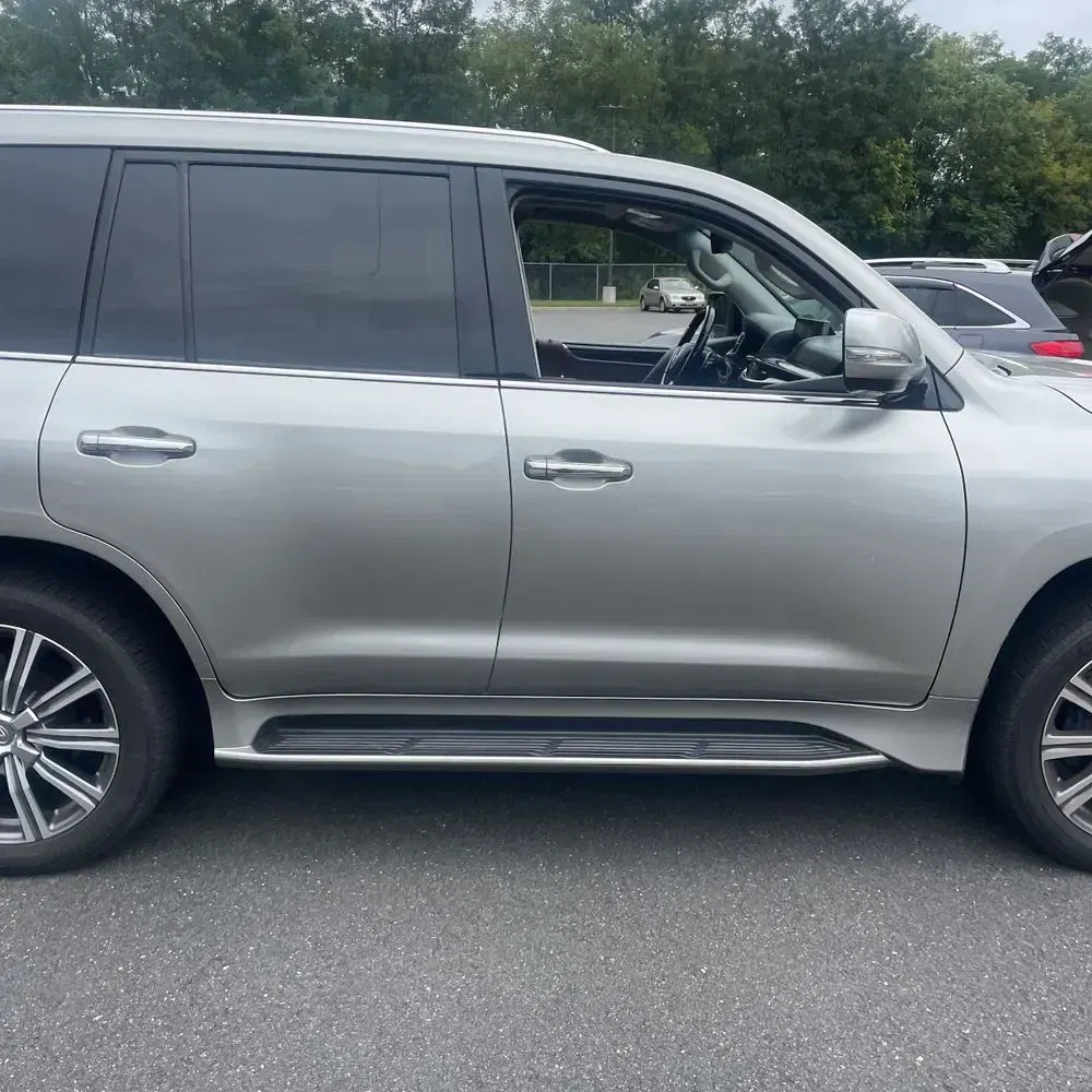 2017 Lexus LX 570 Base