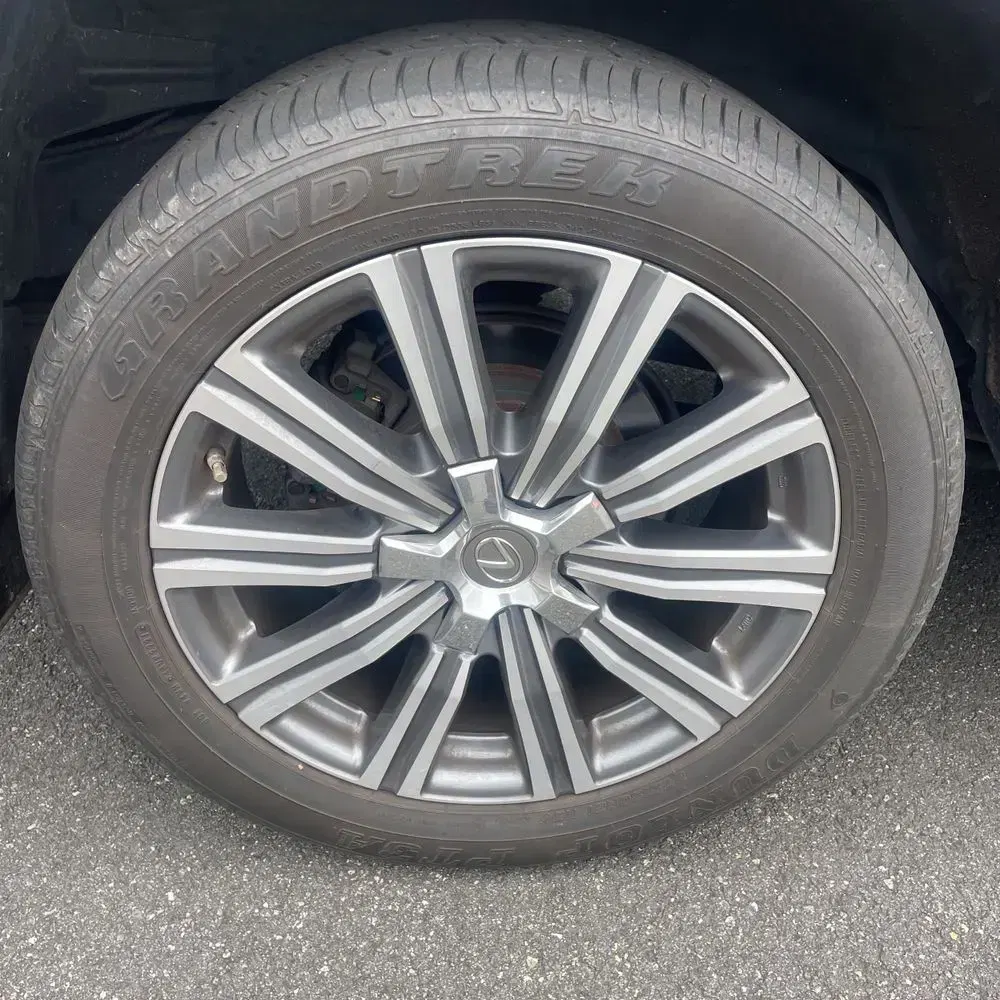 2017 Lexus LX 570 Base